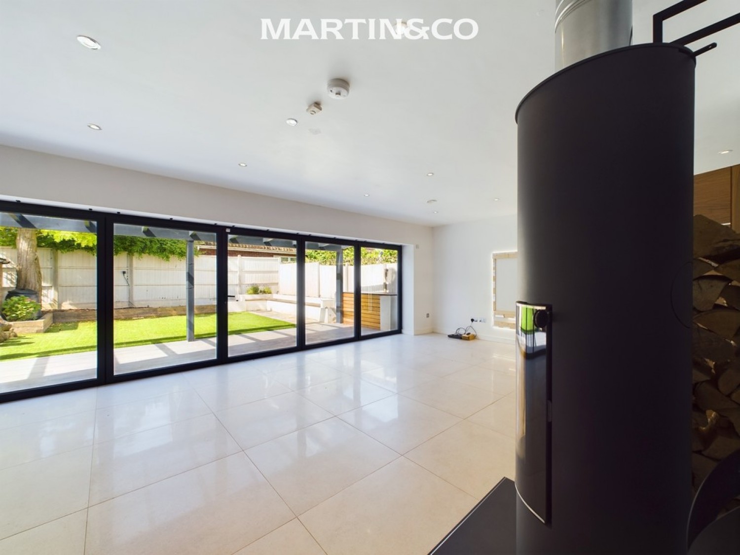 4 bedroom House for Sale Easthampstead Road, Wokingham