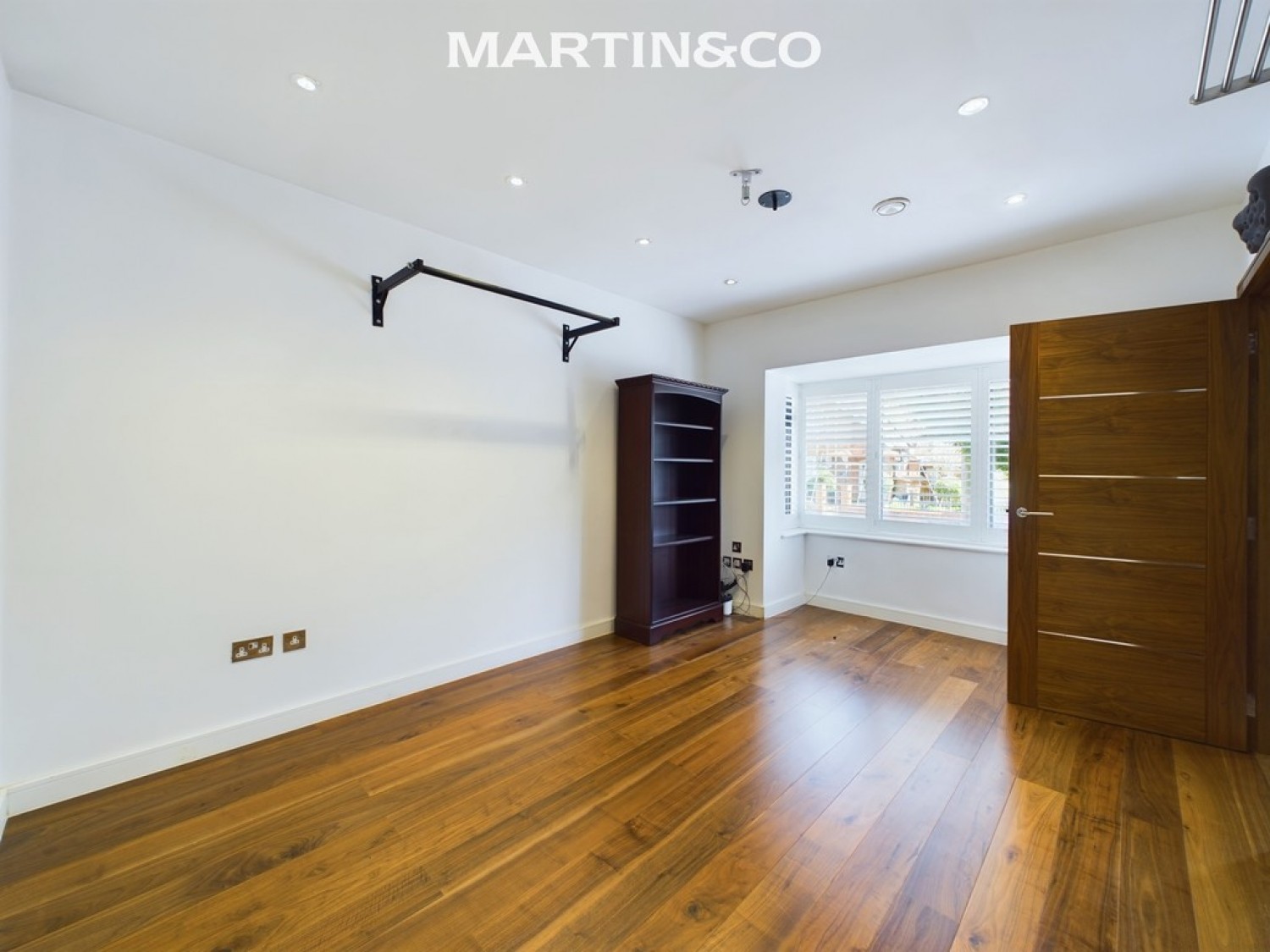 4 bedroom House for Sale Easthampstead Road, Wokingham