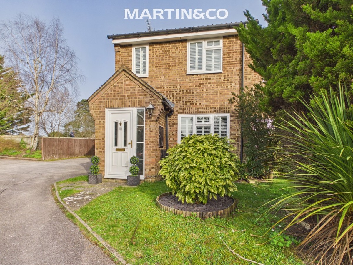 Bernersh Close, Sandhurst