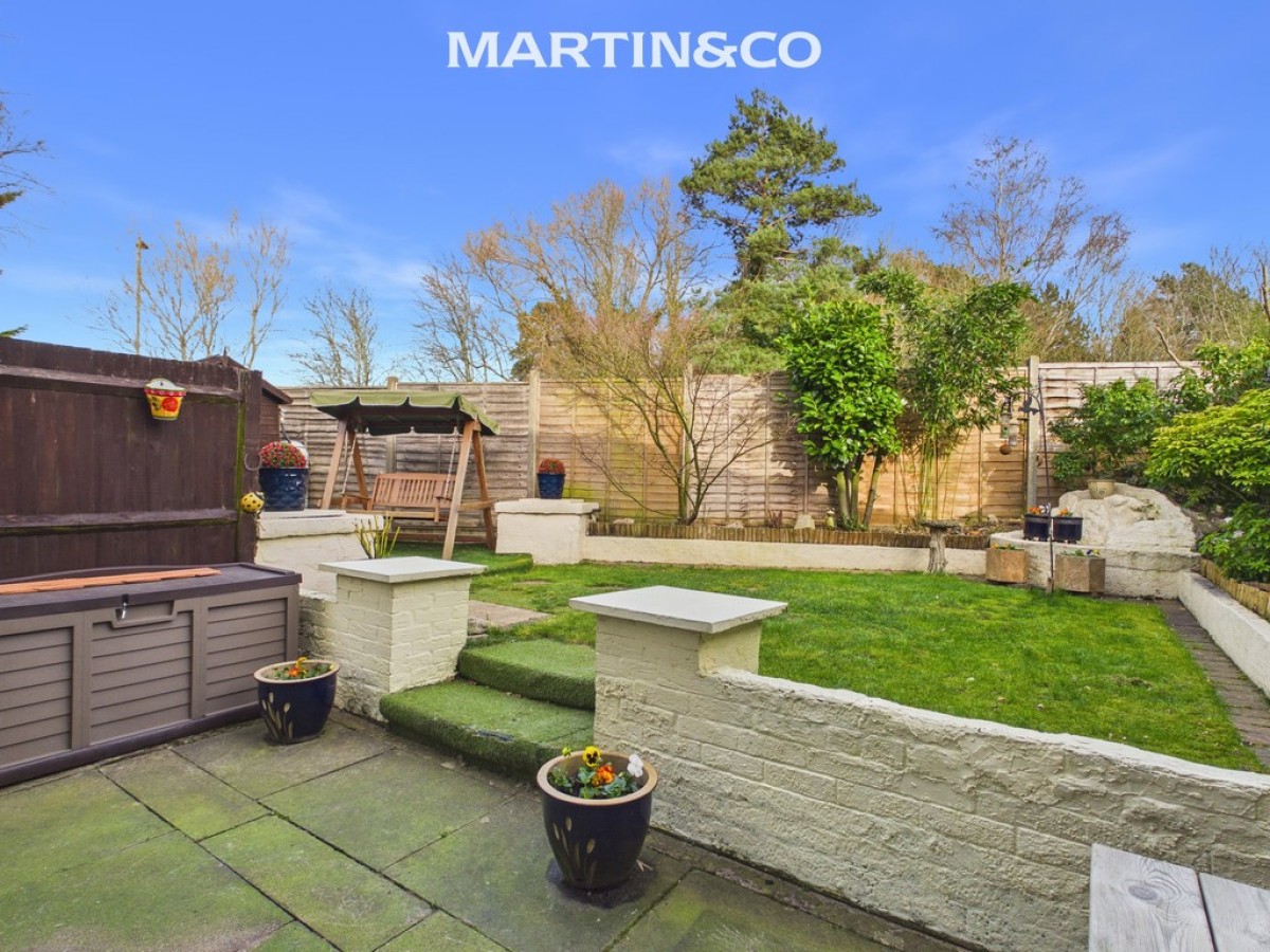 Bernersh Close, Sandhurst