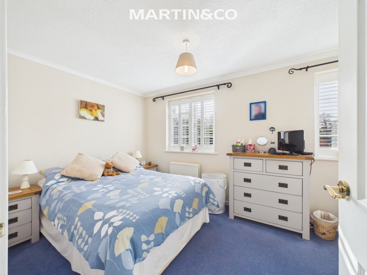 Bernersh Close, Sandhurst