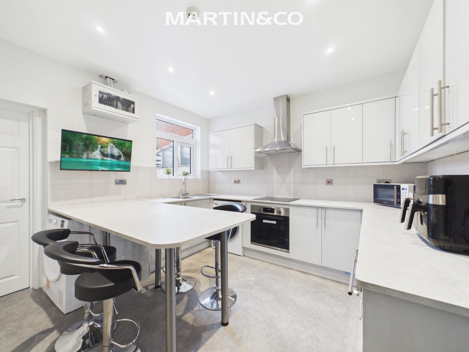 6 bedroom House for Sale Shaftesbury Road, Tilehurst