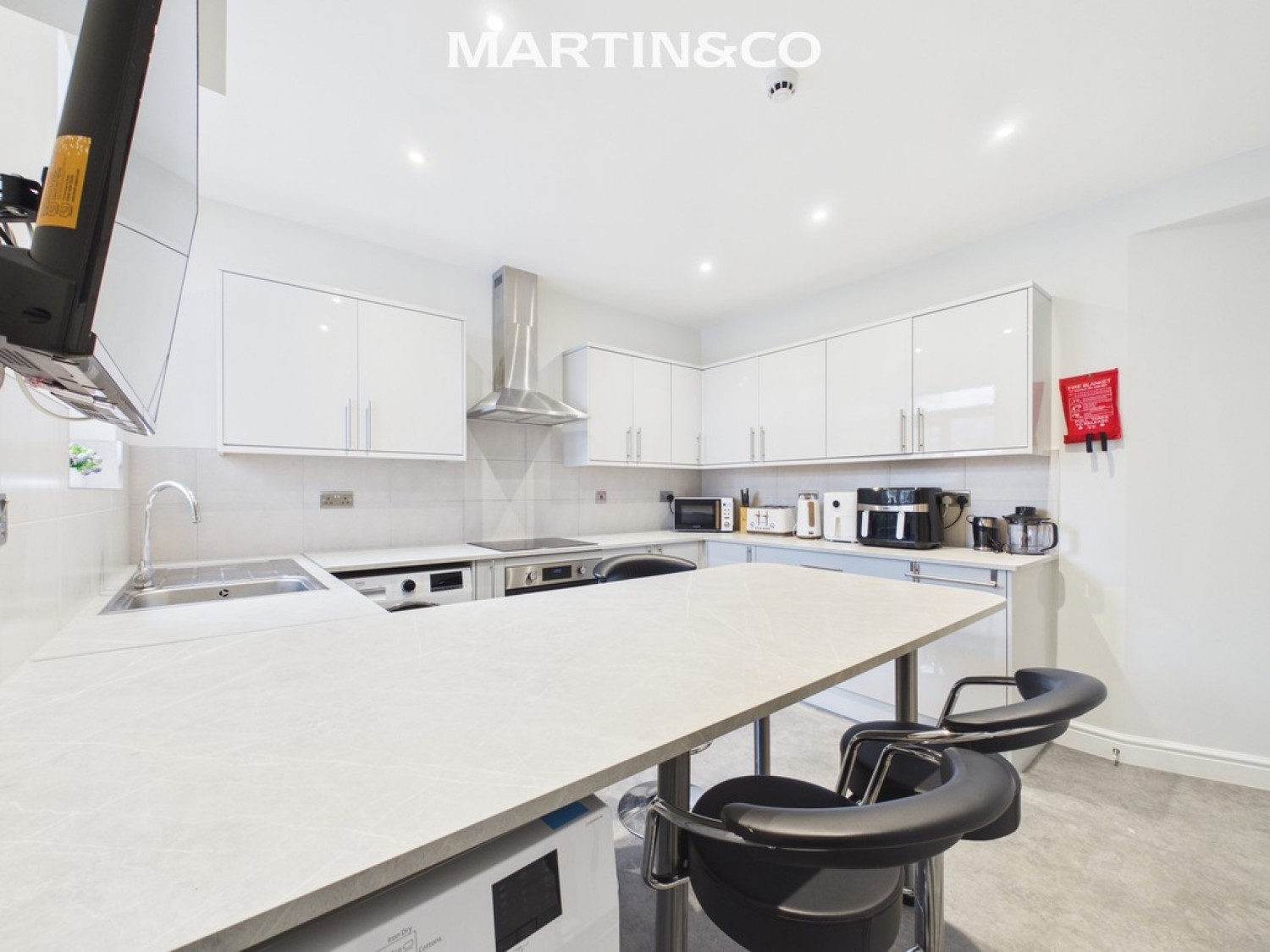 6 bedroom House for Sale Shaftesbury Road, Tilehurst