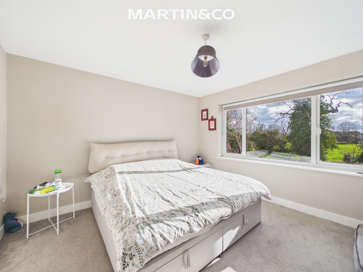 2 bedroom Flat for Sale Latimer Road, Wokingham