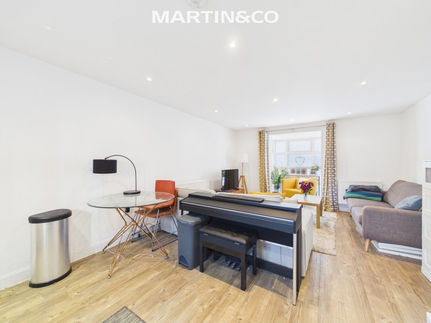 1 bedroom Flat for Sale William Heelas Way, Wokingham