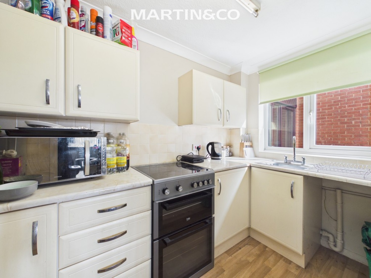 1 bedroom Flat for Sale Willow Court, Reading Road