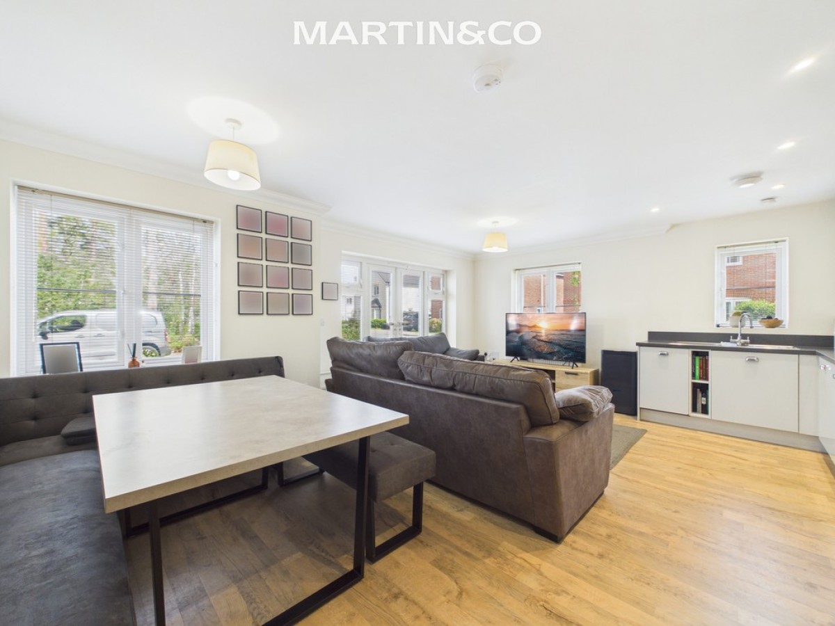 Brooms Court, Crowthorne