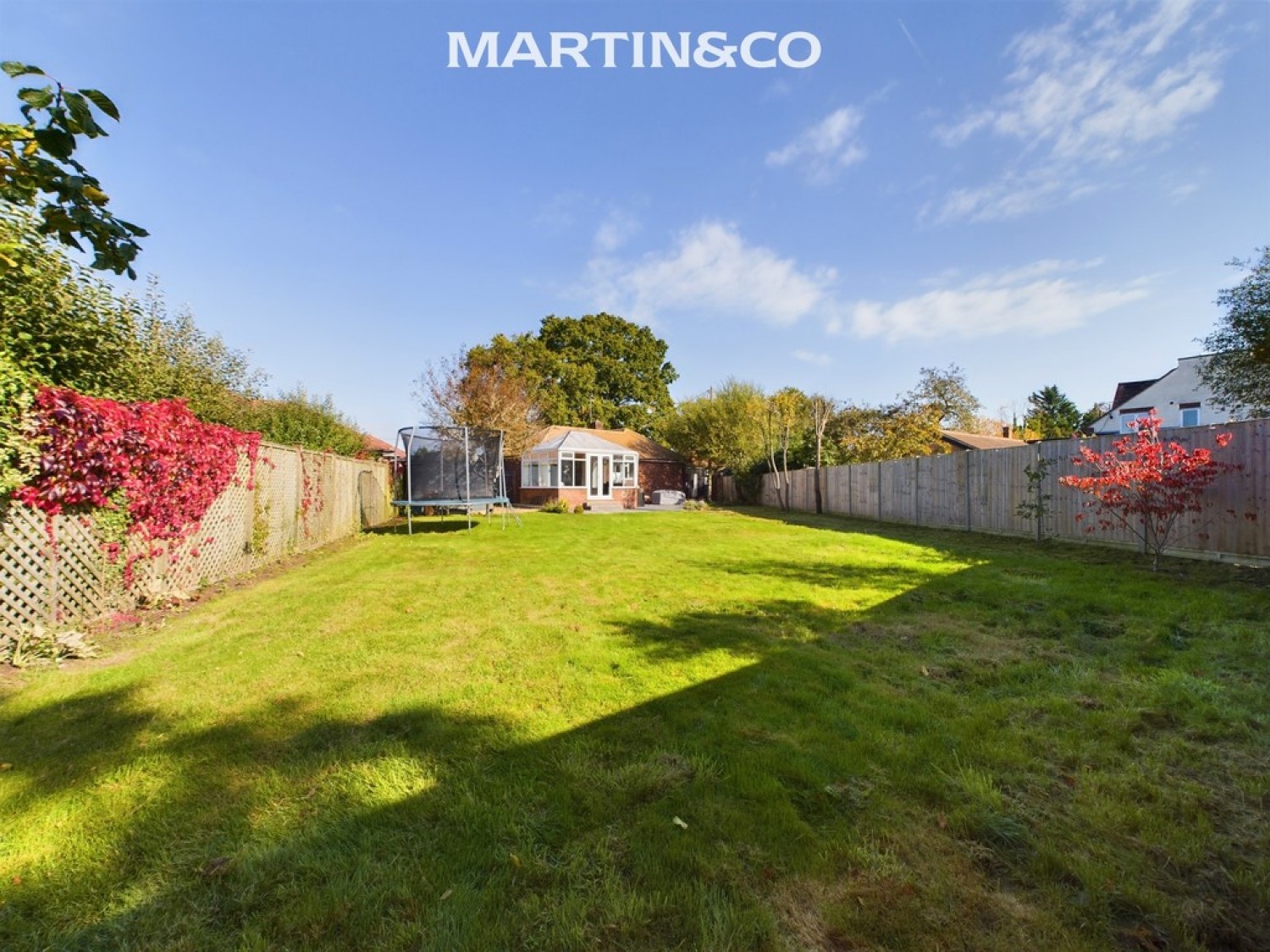 5 bedroom Bungalow for Sale School Road, Barkham Road