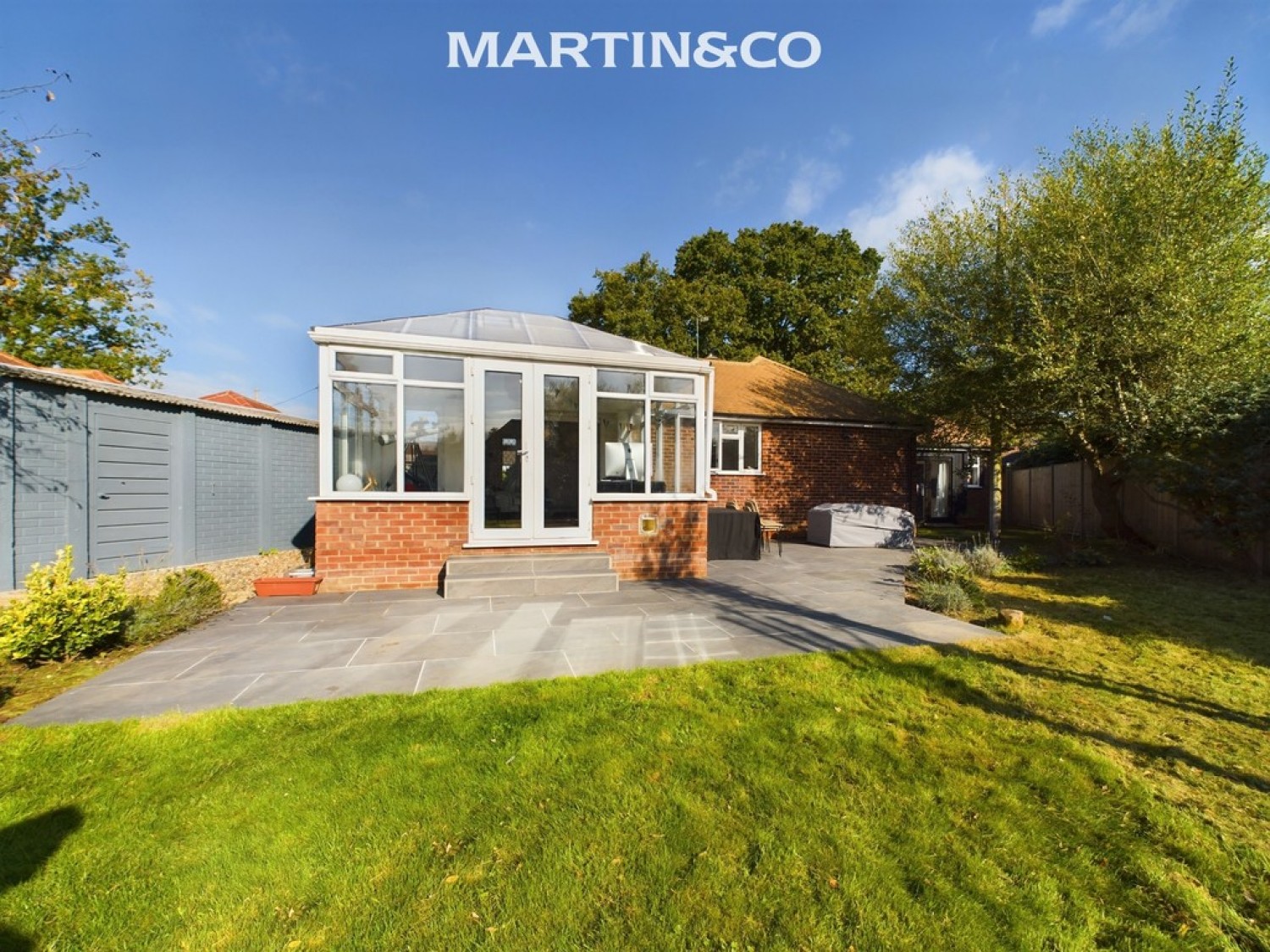 5 bedroom Bungalow for Sale School Road, Barkham Road