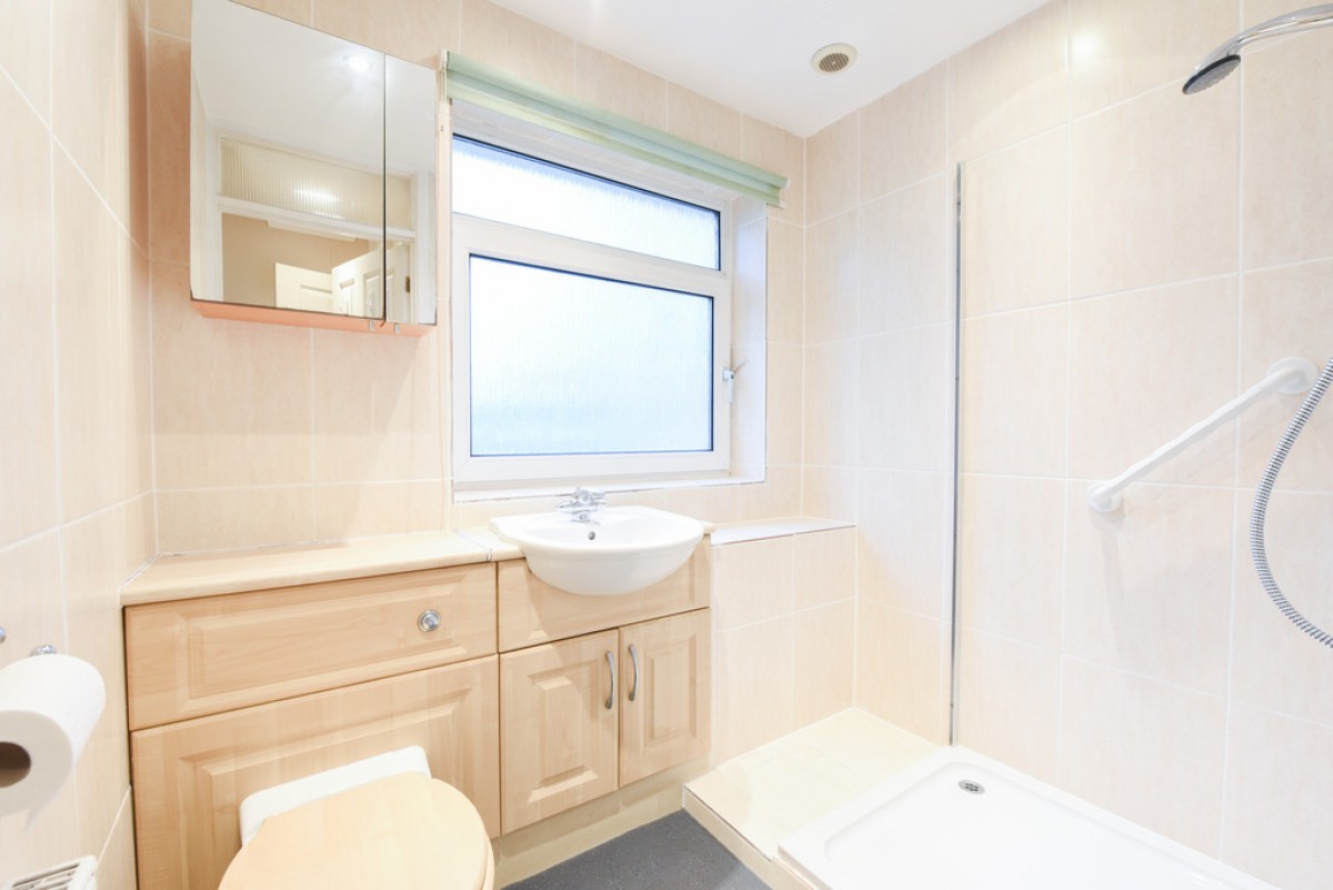 Oaklands Drive, Wokingham