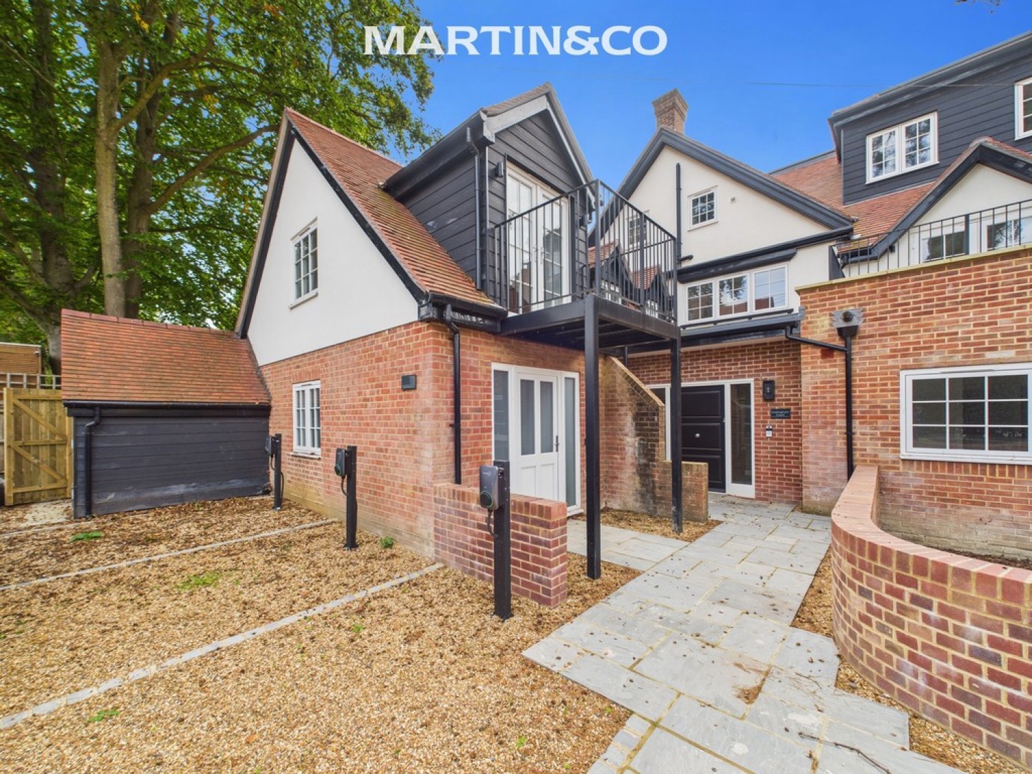 3 bedroom House for Letting Oakingham Court