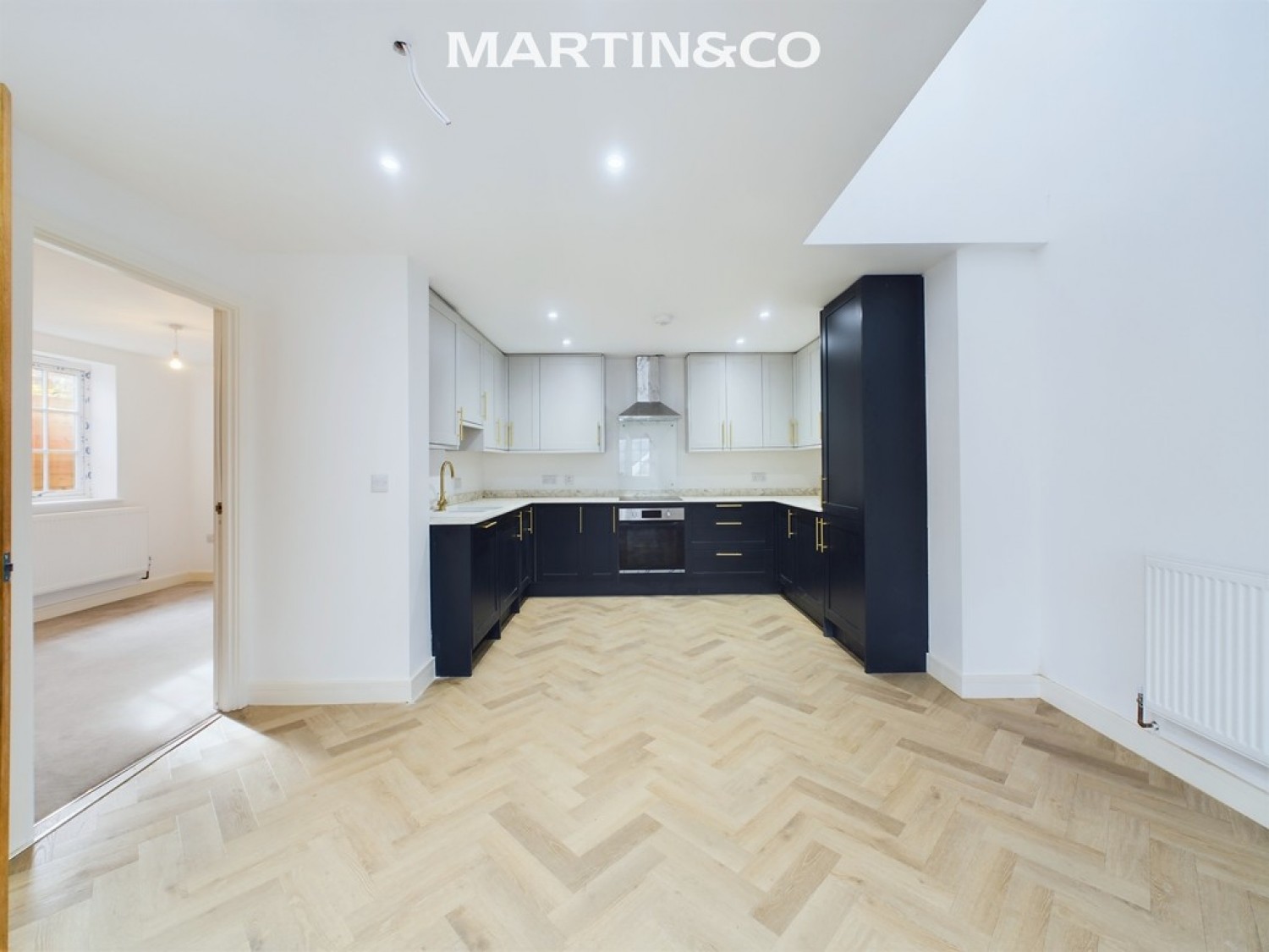 3 bedroom House for Letting Oakingham Court