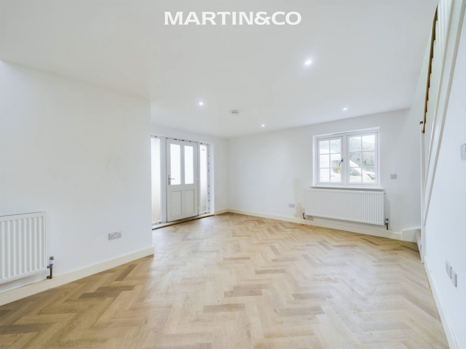 3 bedroom House for Letting Oakingham Court