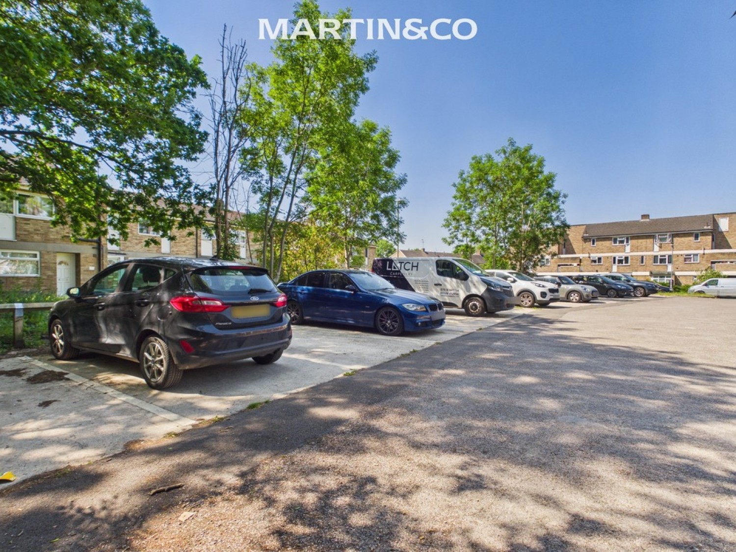 2 bedroom House for Sale Patten Ash Drive, Wokingham
