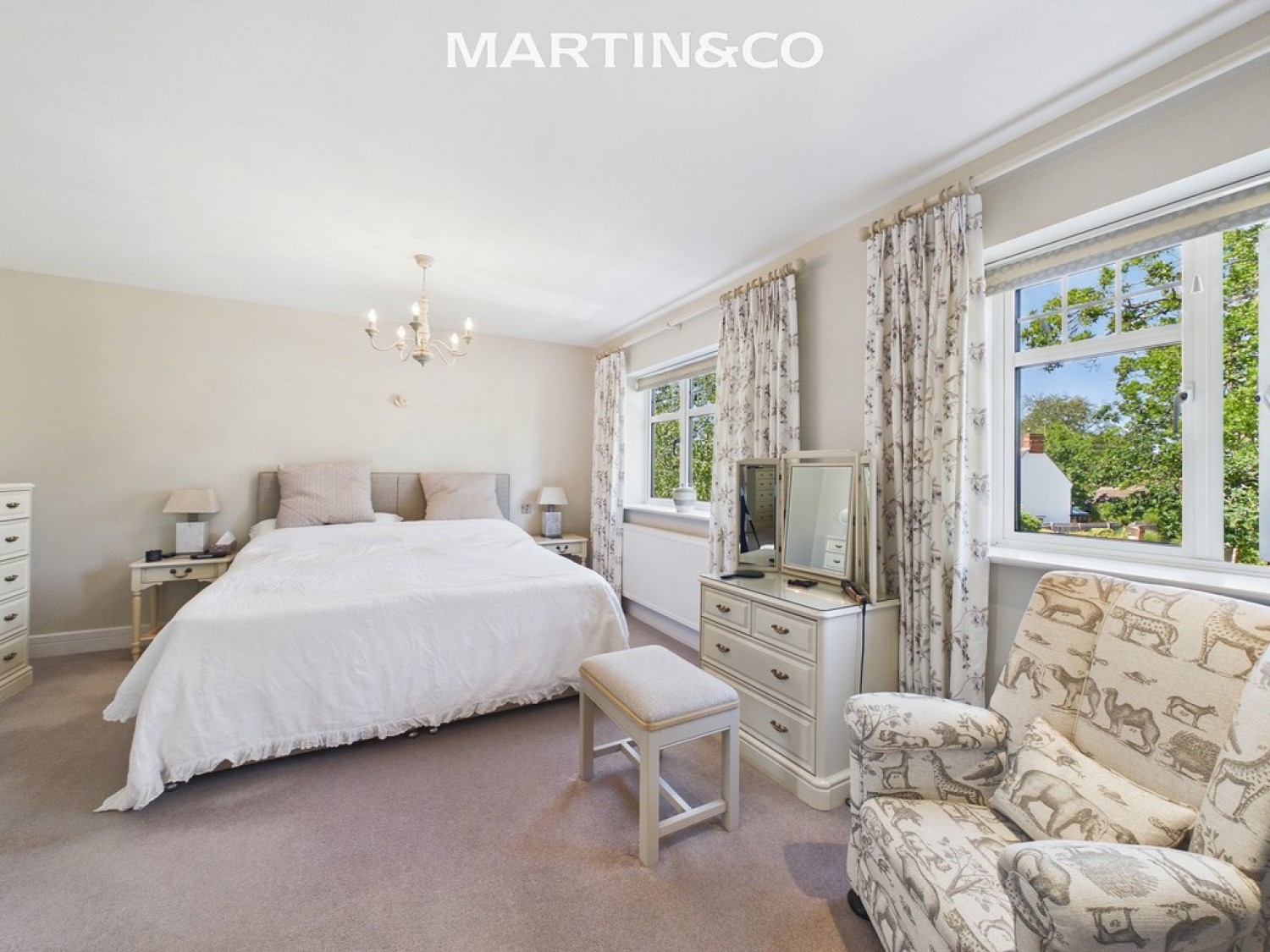 4 bedroom House for Sale Easthampstead Road, Wokingham