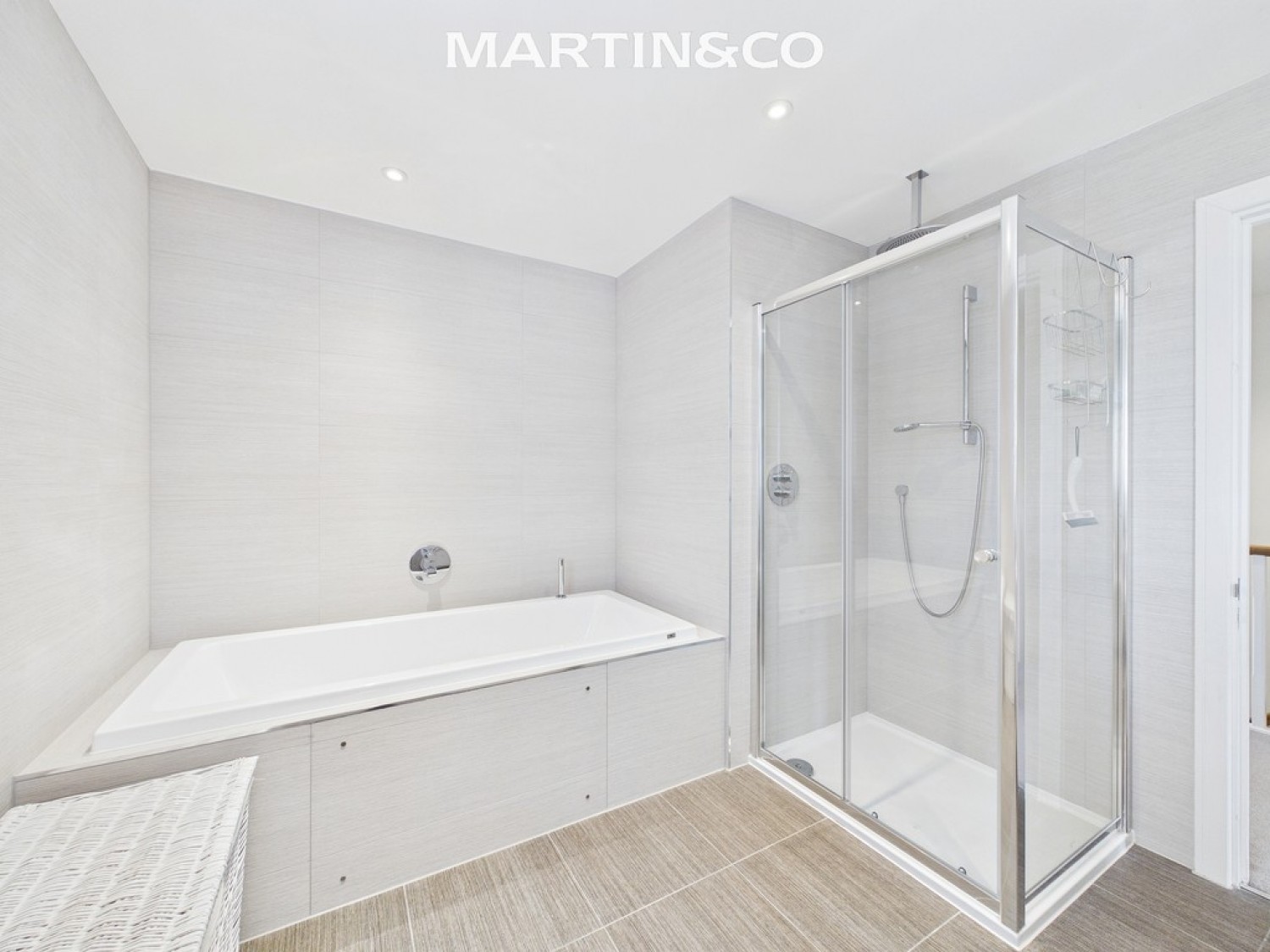 4 bedroom House for Sale Easthampstead Road, Wokingham