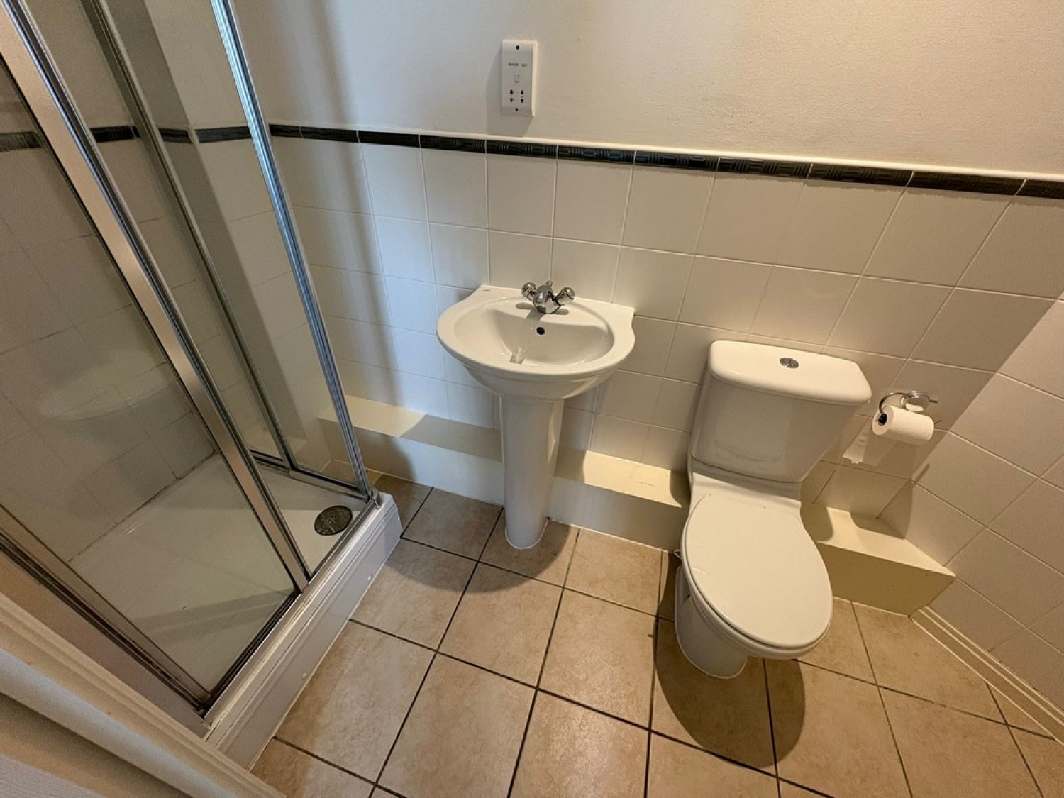 2 bedroom Flat for Letting 17 Beckford Court