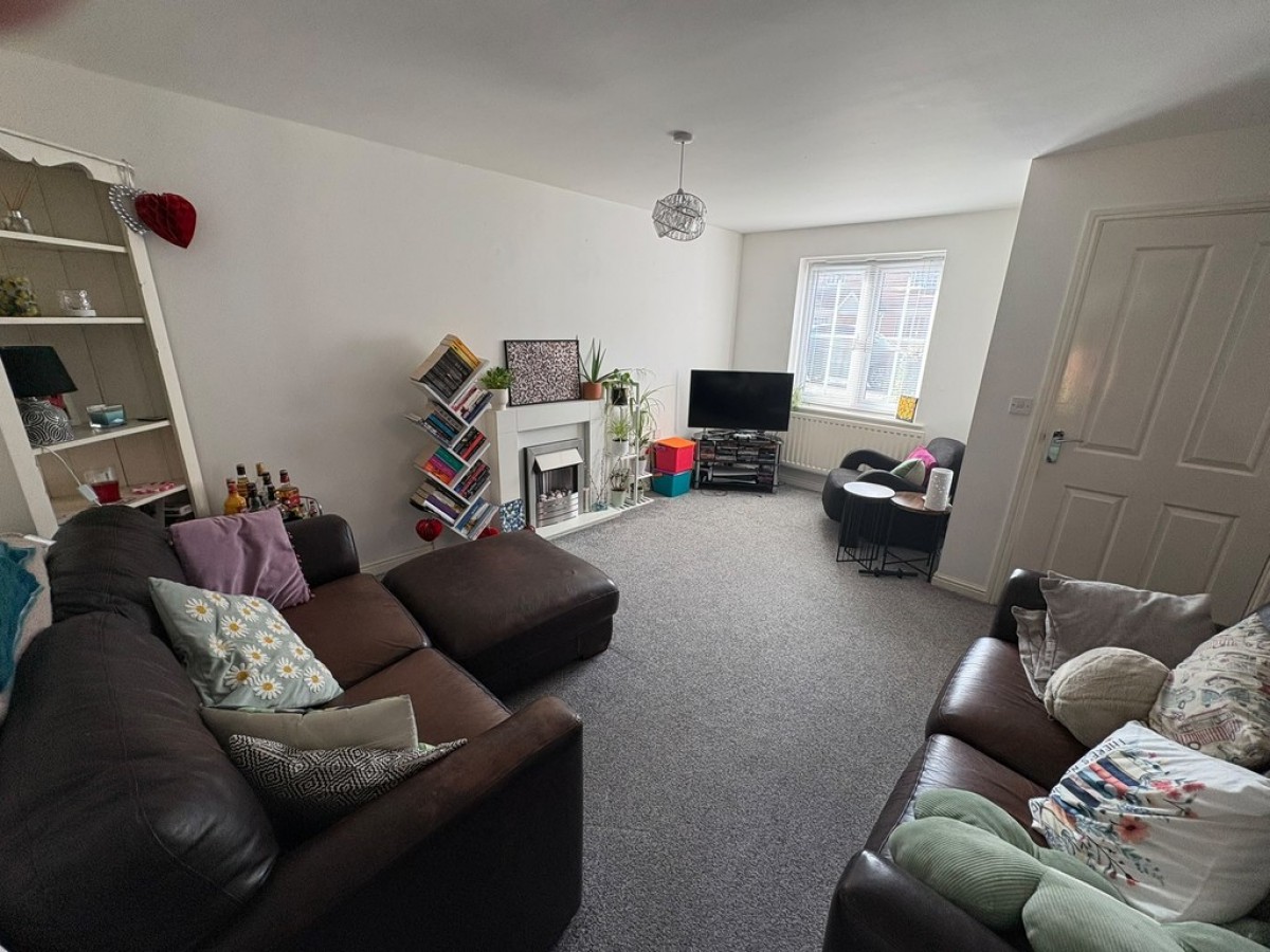 23 Parkedge Close