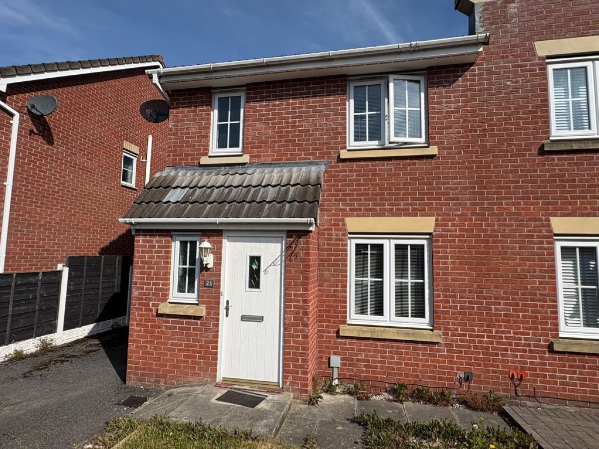 23 Parkedge Close