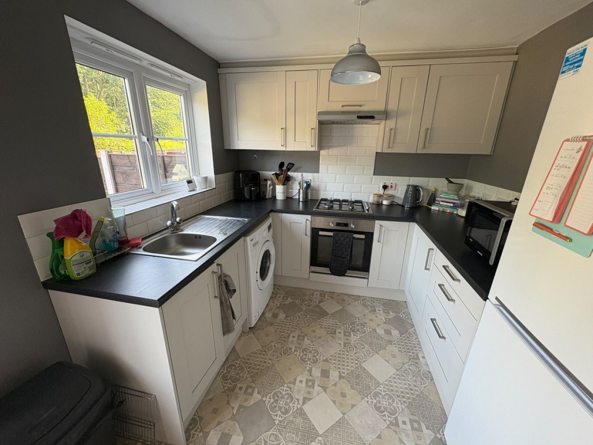23 Parkedge Close