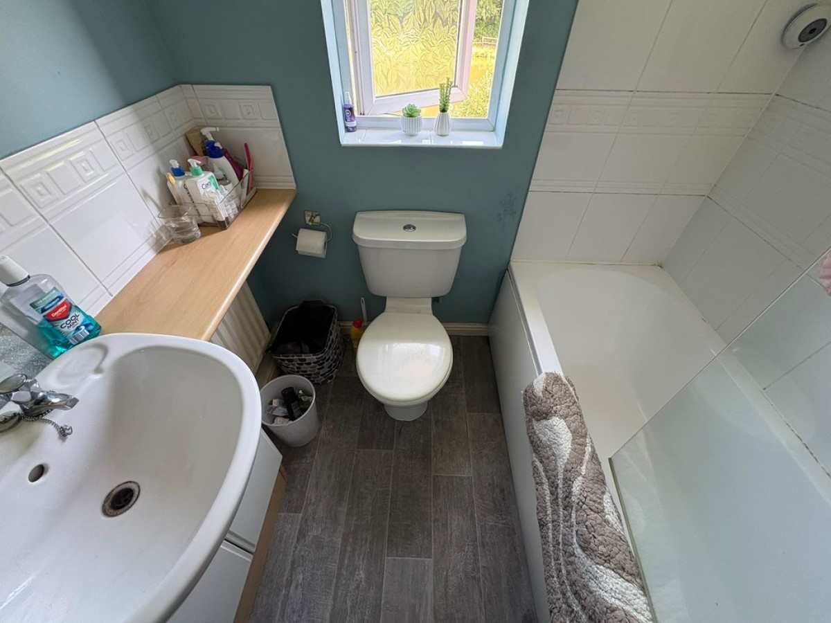 23 Parkedge Close