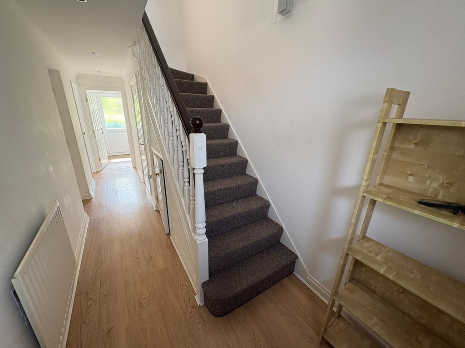 3 bedroom House for Letting 31 Wateredge Close