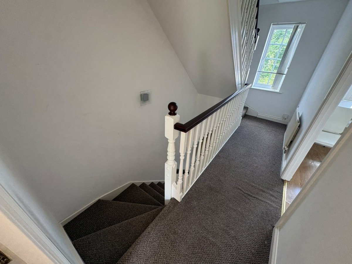 31 Wateredge Close