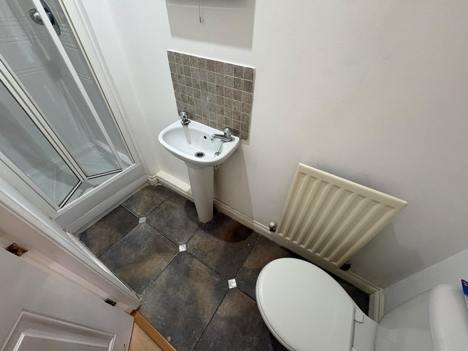3 bedroom House for Letting 31 Wateredge Close