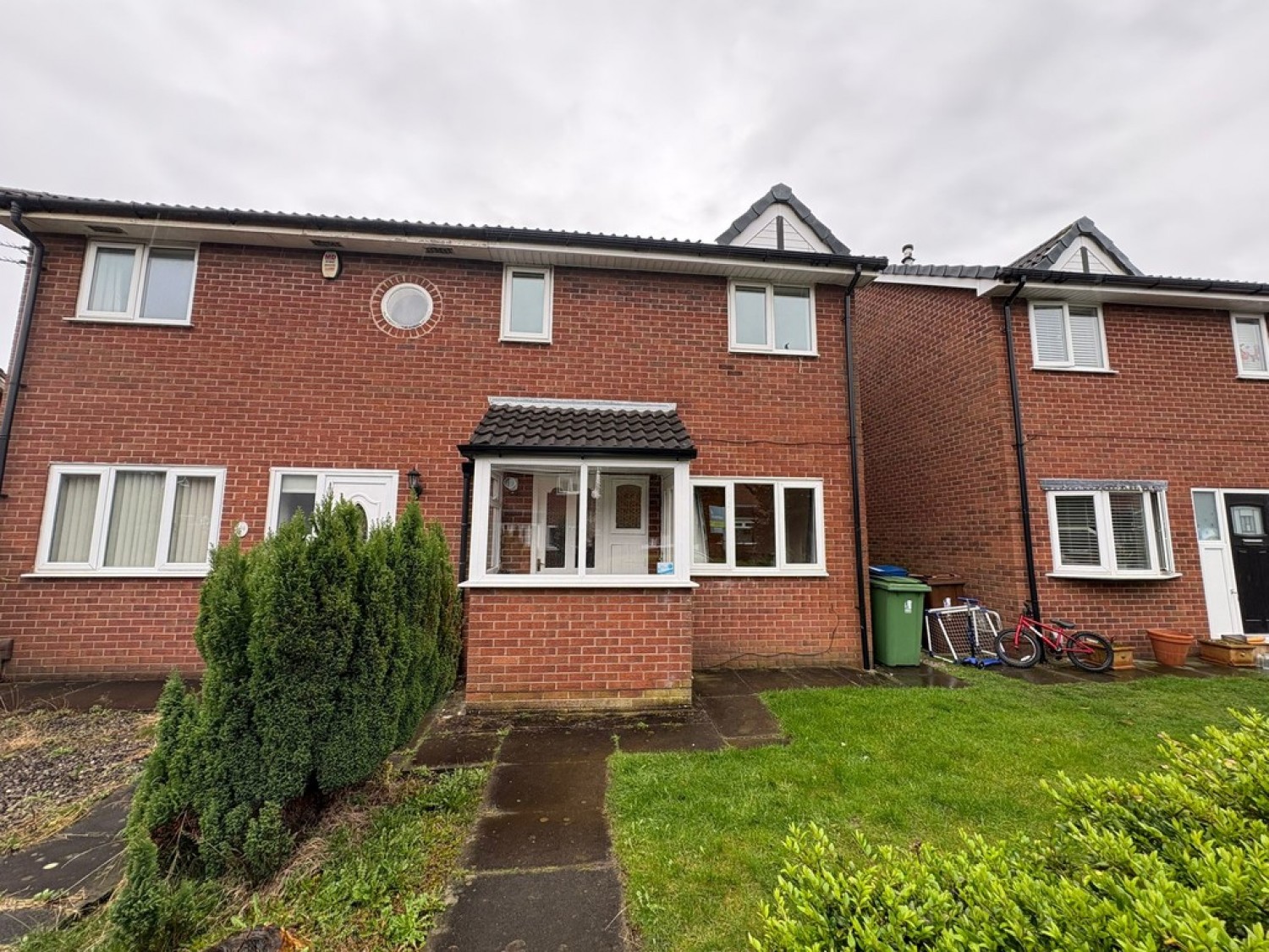 3 bedroom House for Letting 8 Swallowfield