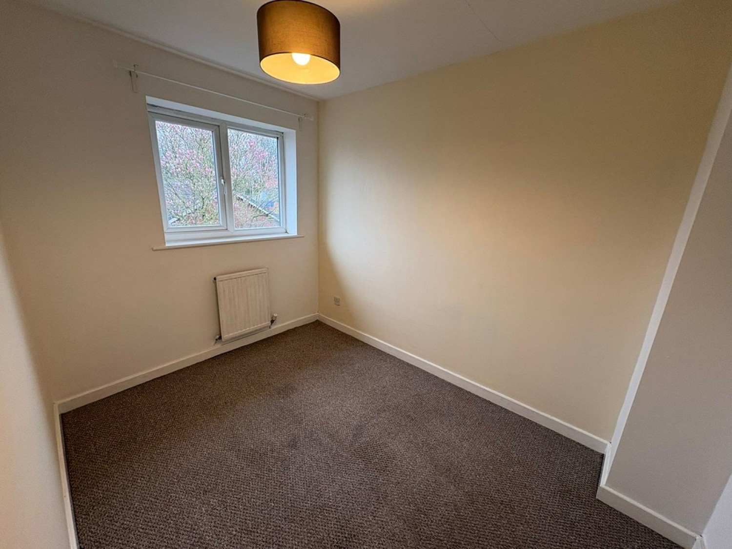 3 bedroom House for Letting 8 Swallowfield