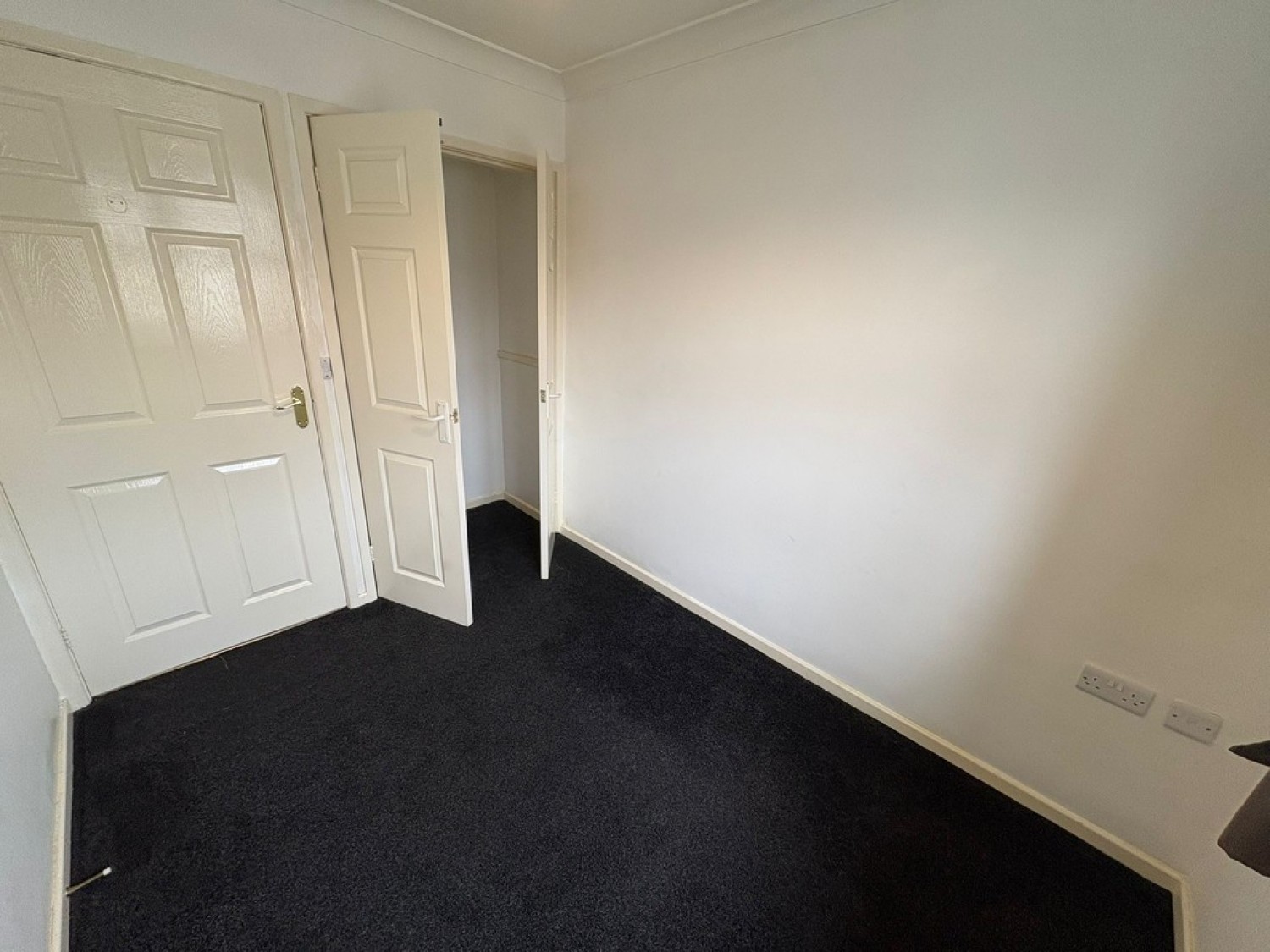 2 bedroom Flat for Letting 84 Church Street
