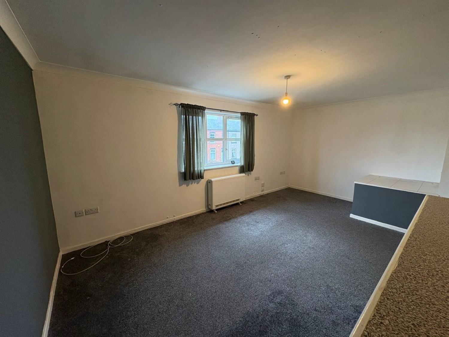 2 bedroom Flat for Letting 84 Church Street