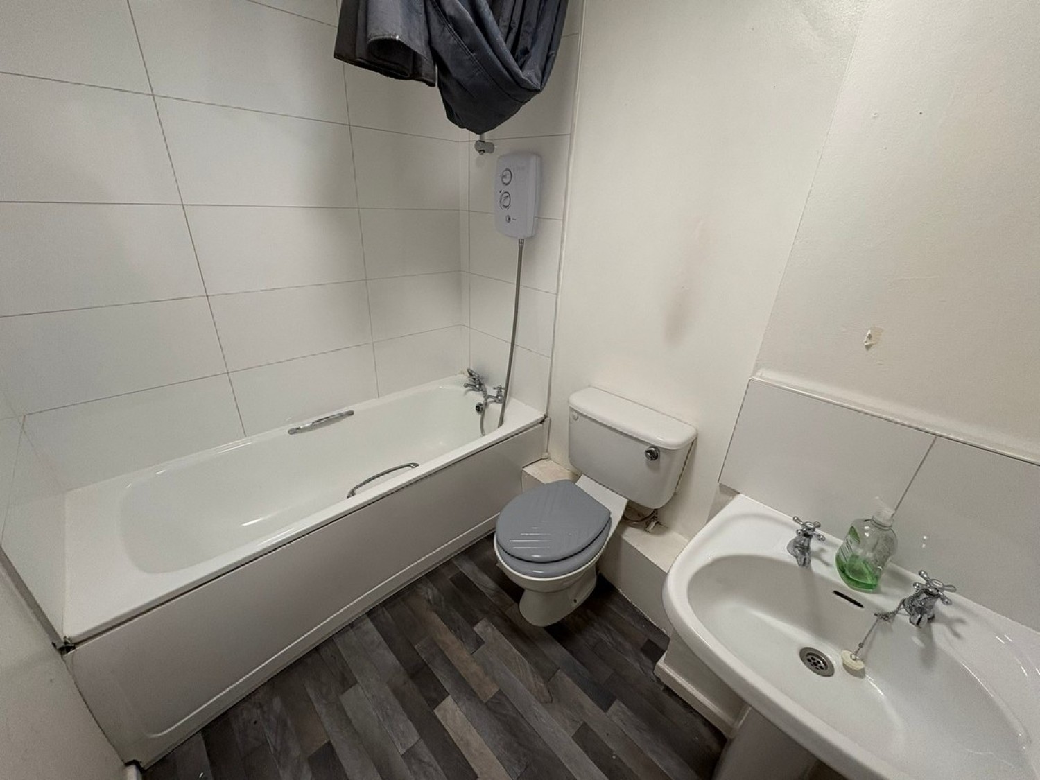 2 bedroom Flat for Letting 84 Church Street