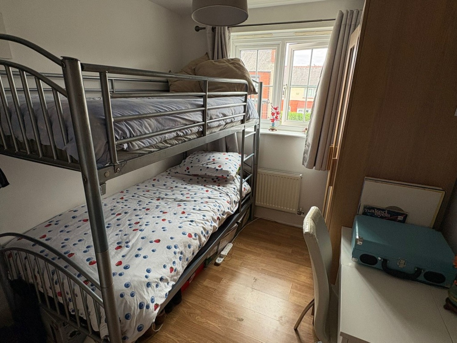 2 bedroom Flat for Sale Brentwood Grove, Leigh