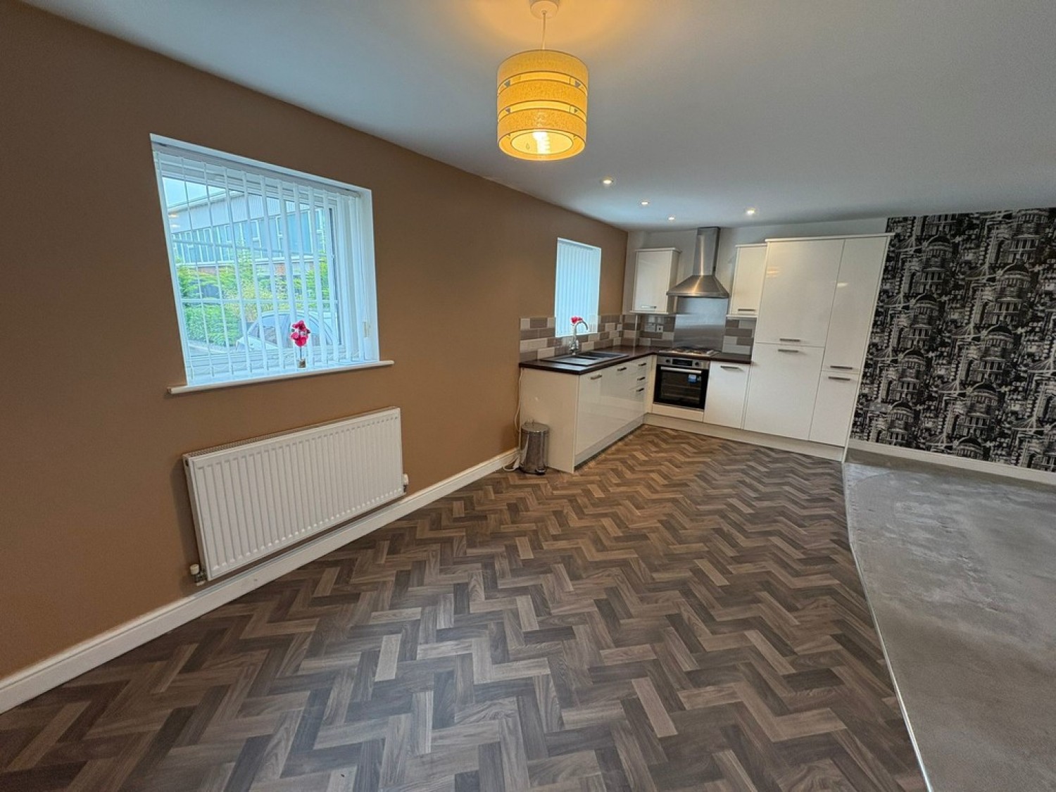 2 bedroom Flat in Kings Park, Atherton, Leigh