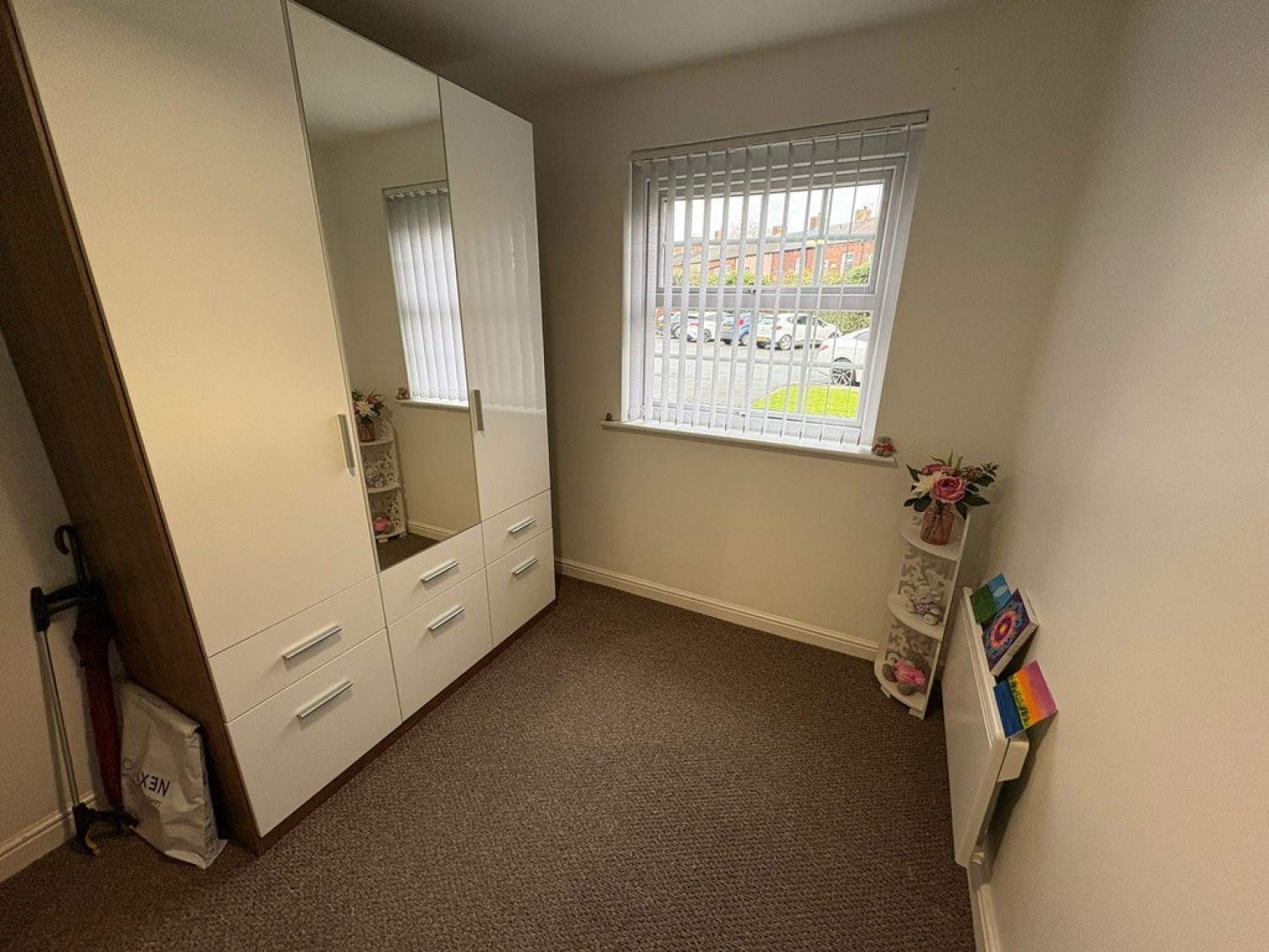 2 bedroom Flat in Redfield Croft, Leigh