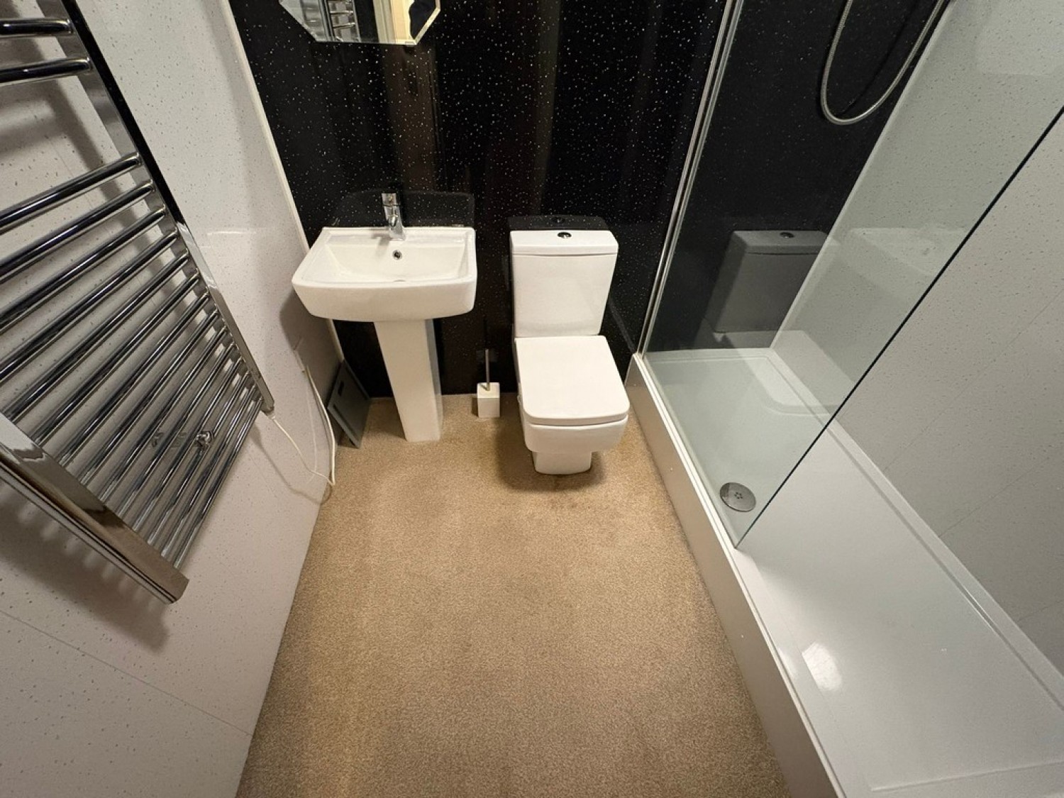 2 bedroom Flat for Sale Pendle Court, Leigh