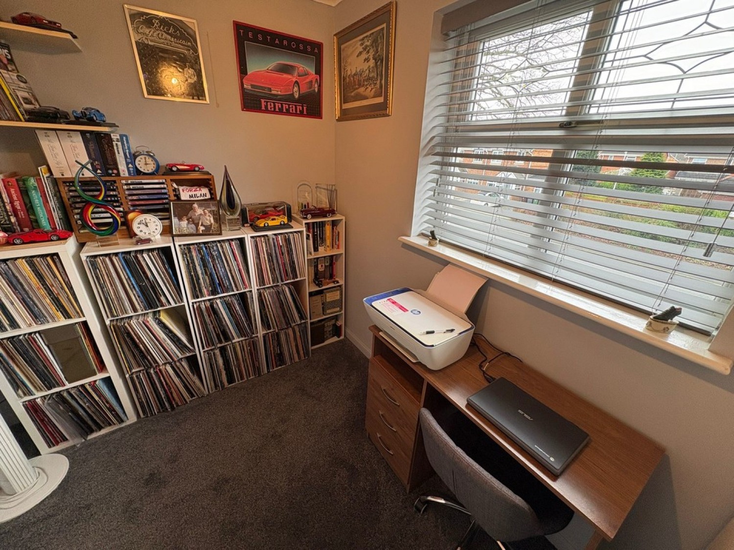 3 bedroom House for Sale Holden Road, Leigh