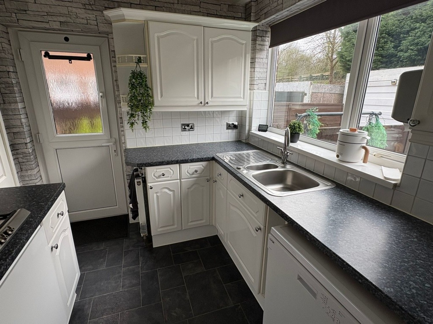 3 bedroom House for Sale Hendon Street, Leigh