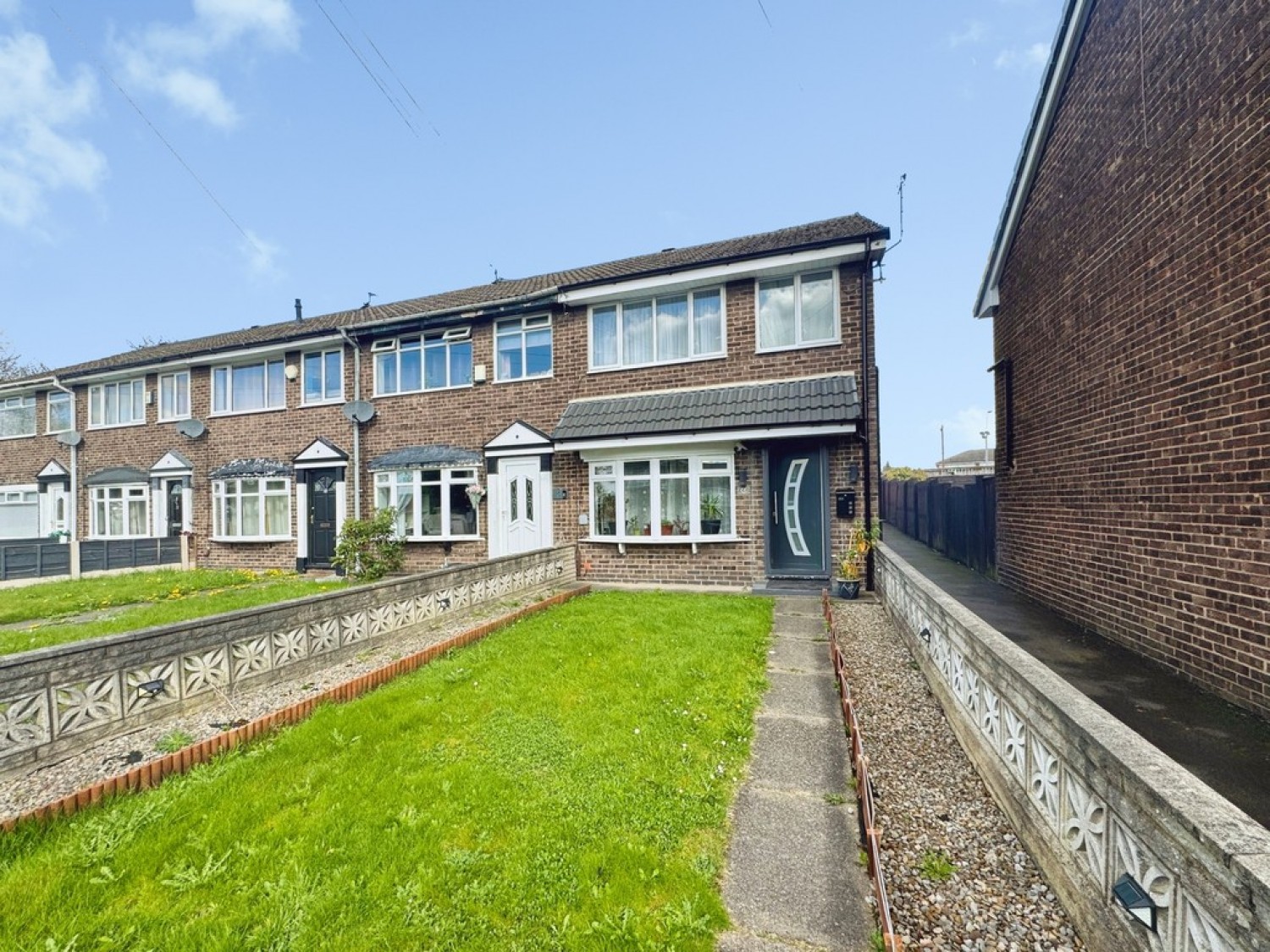 3 bedroom House for Letting Alpine Drive, Leigh, Greater Manchester