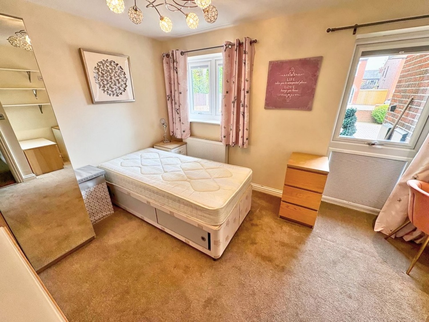 2 bedroom Bungalow for Letting Green Lane , Leigh