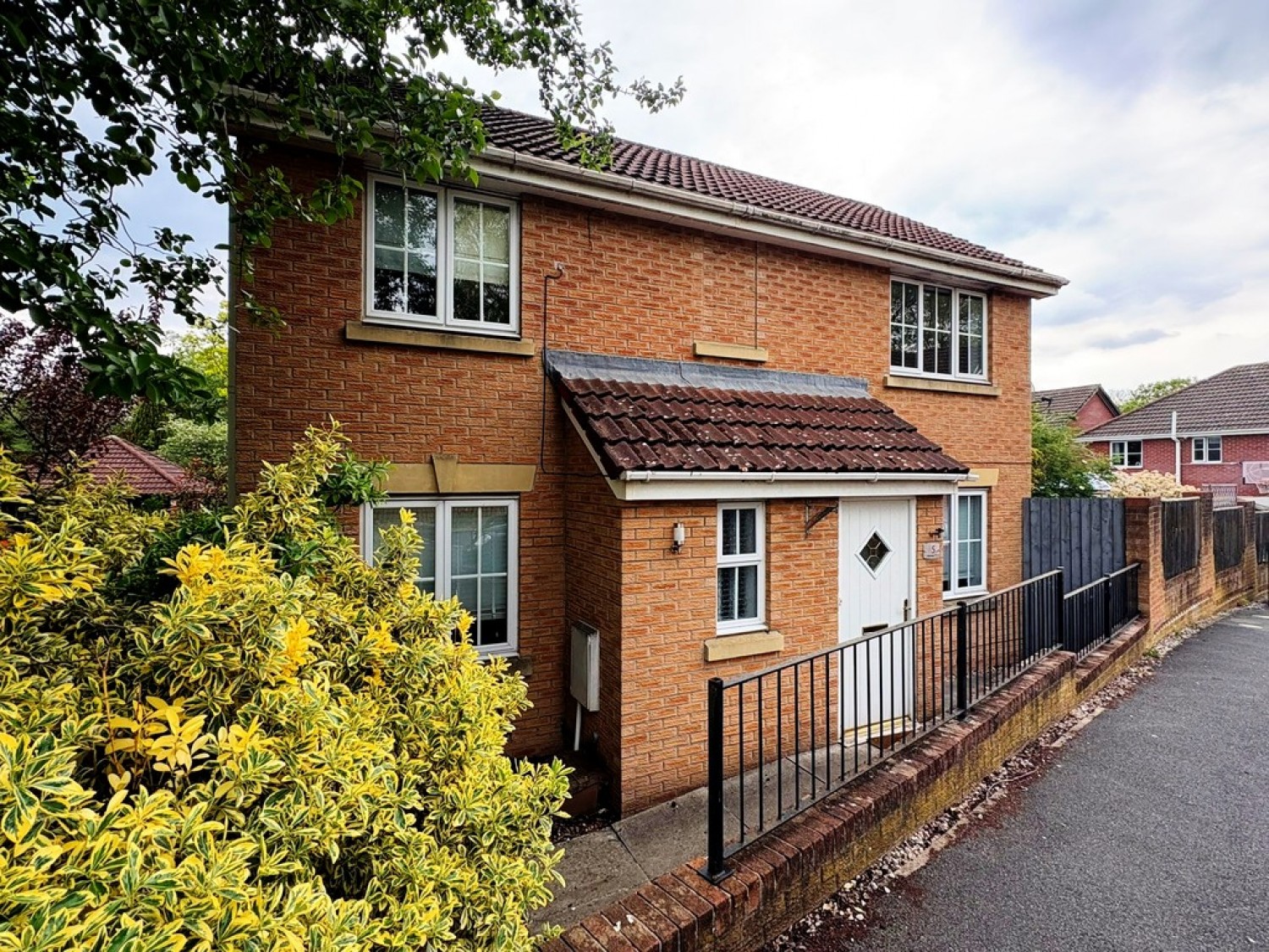 3 bedroom House for Sale Parkedge Close, Leigh, Lancashire