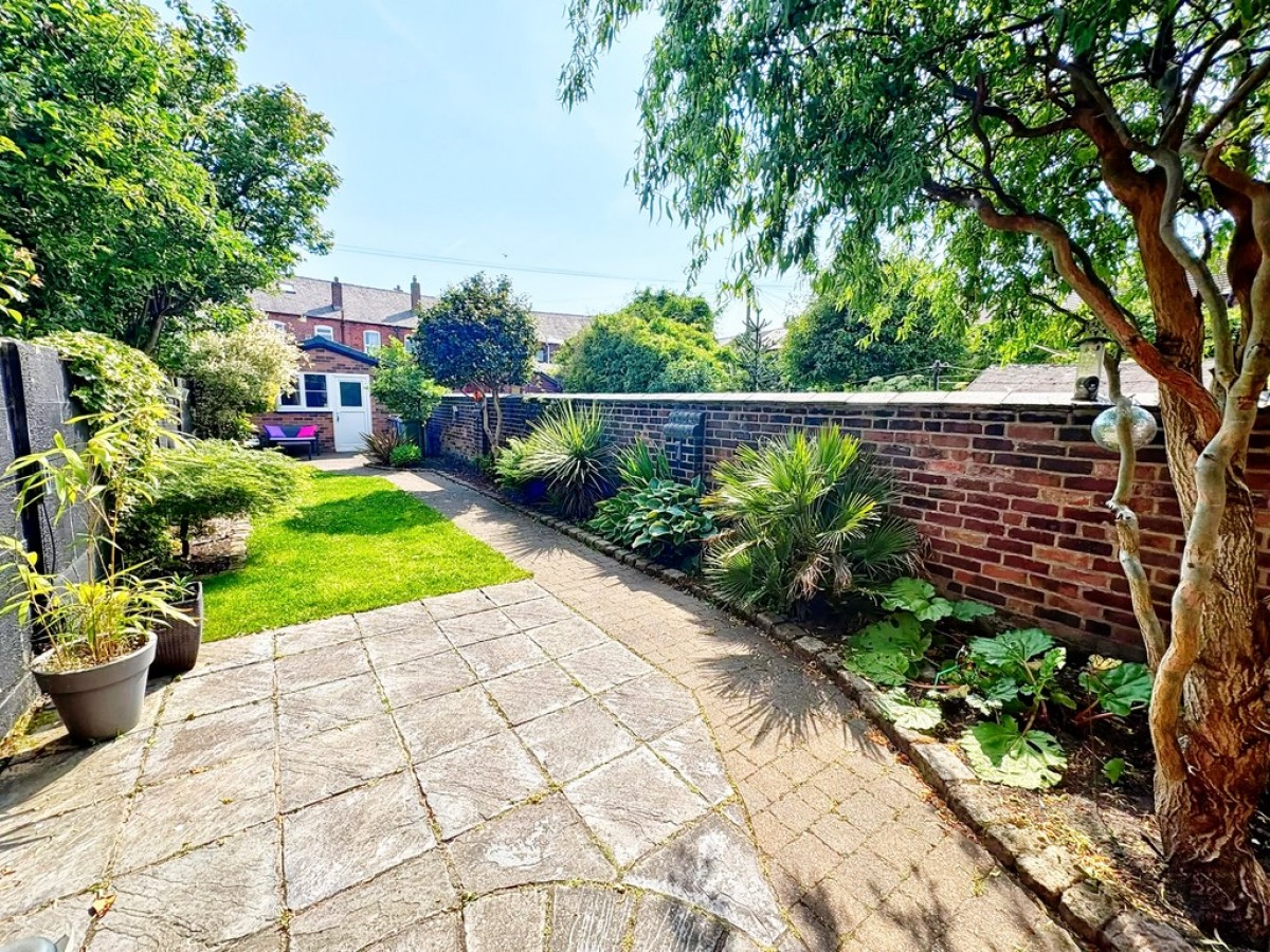 Walmesley Road, Leigh