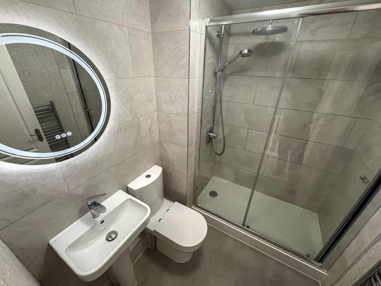 3 bedroom House for Sale Woodford Avenue, Lowton, Lancashire