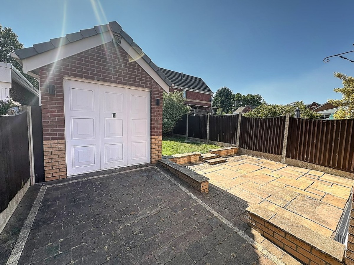 Woodford Avenue, Lowton, Lancashire