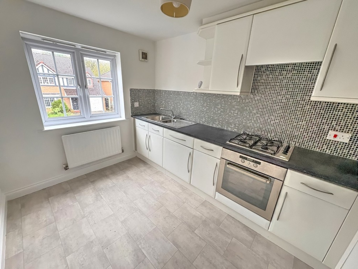 3 bedroom House for Letting Parkedge Close, Leigh, Lancashire