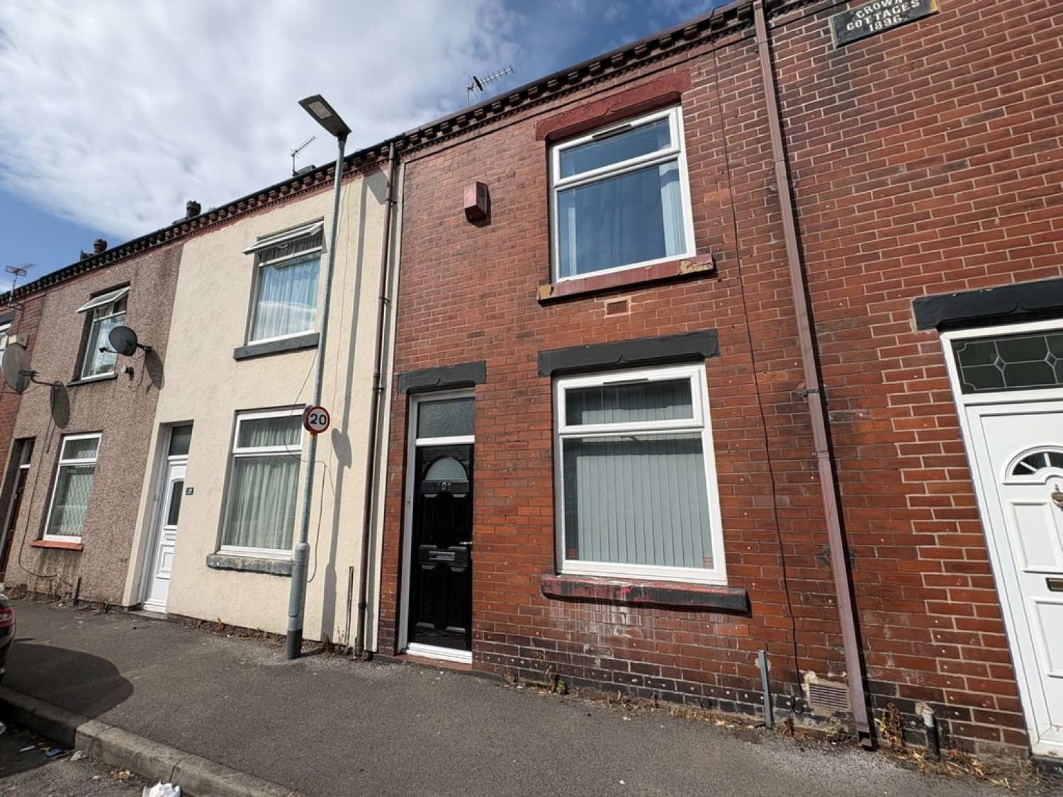 2 bedroom House for Sale 101 Oxford Street