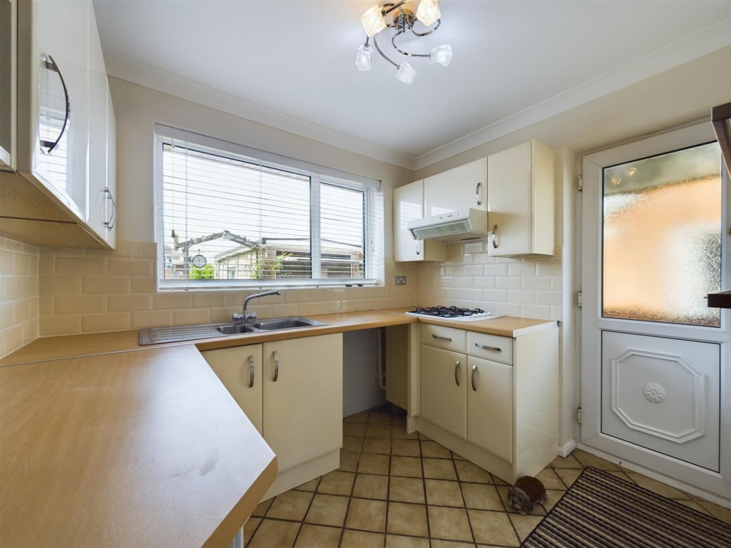 Almond Crescent, Waddington