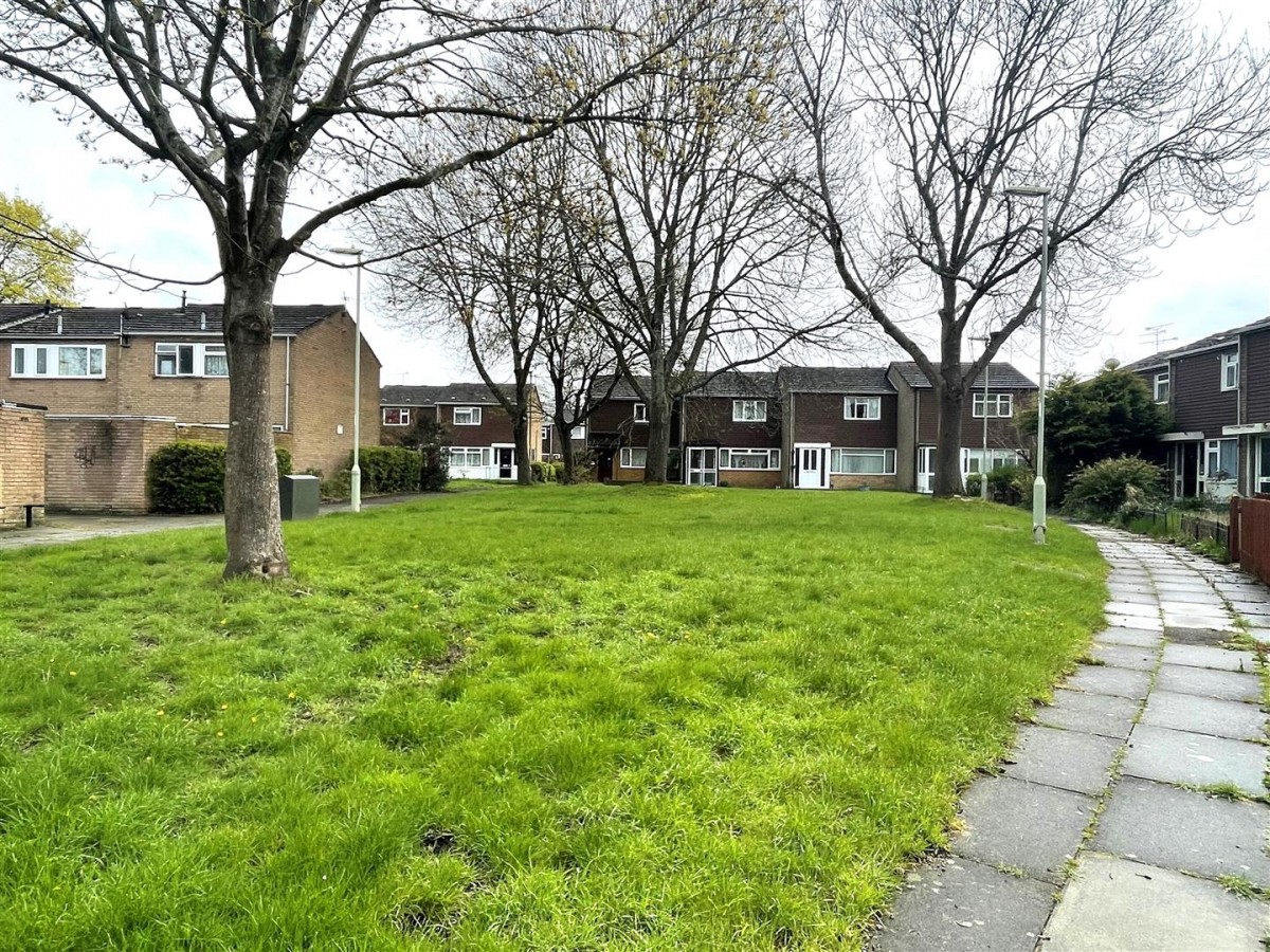 Carmarthen Close, Farnborough