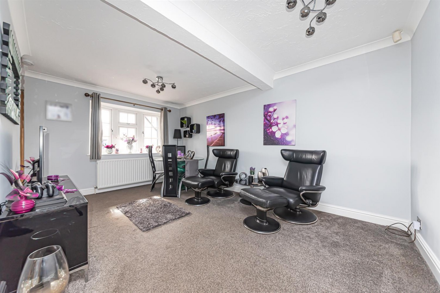 Poyle Road, Tongham